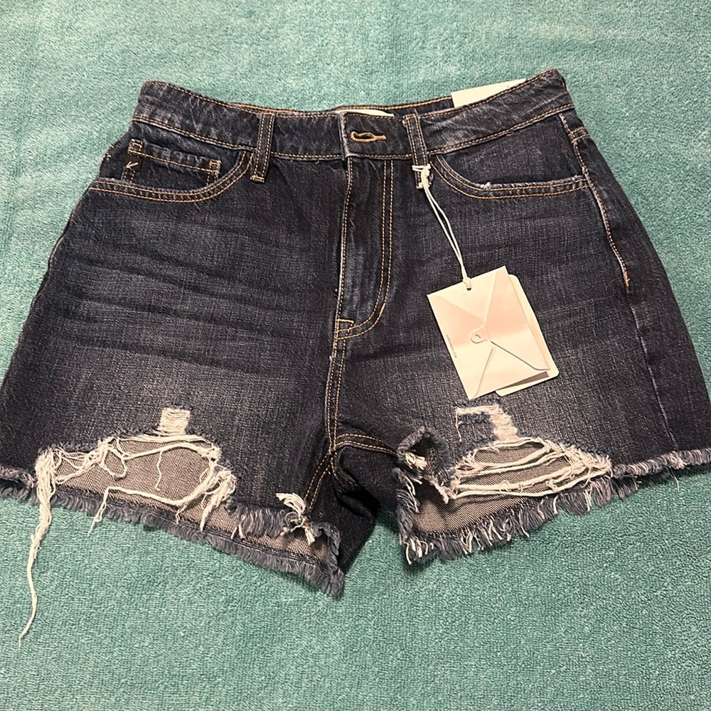 KanCan size 7/27 brand new with tags! ⭐️